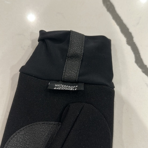 Seirus Innovation Soundtouch Gloves 🧤 Waterproof & Breathable - Picture 9 of 9